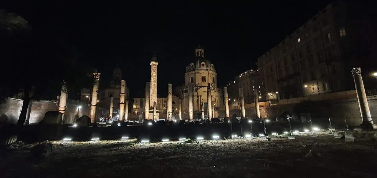 Foro Traiano - 来自 Inside, Italy